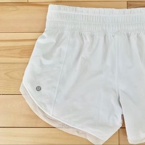 Lululemon Anew Short (PERFECT CONDITION)